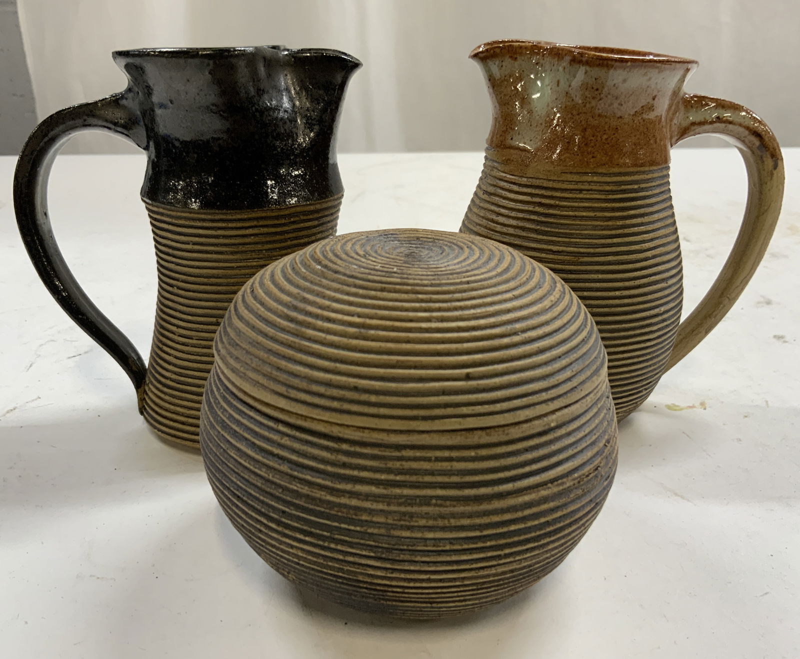 Lot 3 Handmade Studio Pottery Pitchers & Trink Box (1 of 8)