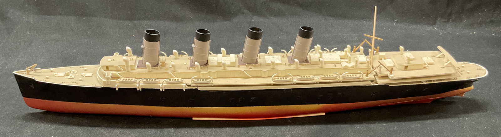 Vtg Olympic Class Ocean Liner Model Ship (1 of 8)