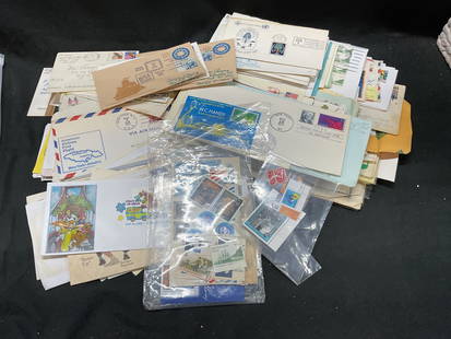 Lot 100+ Vtg 1970s Envelopes Stamps Postcards USA: Lot 100+ Vintage 1970s Envelops, stamps, and postcards. 100+ black & white, colored printed Envelopes postcards, stamps. Images of museums, buildings, cartoons, people & more. Surface wear consistent