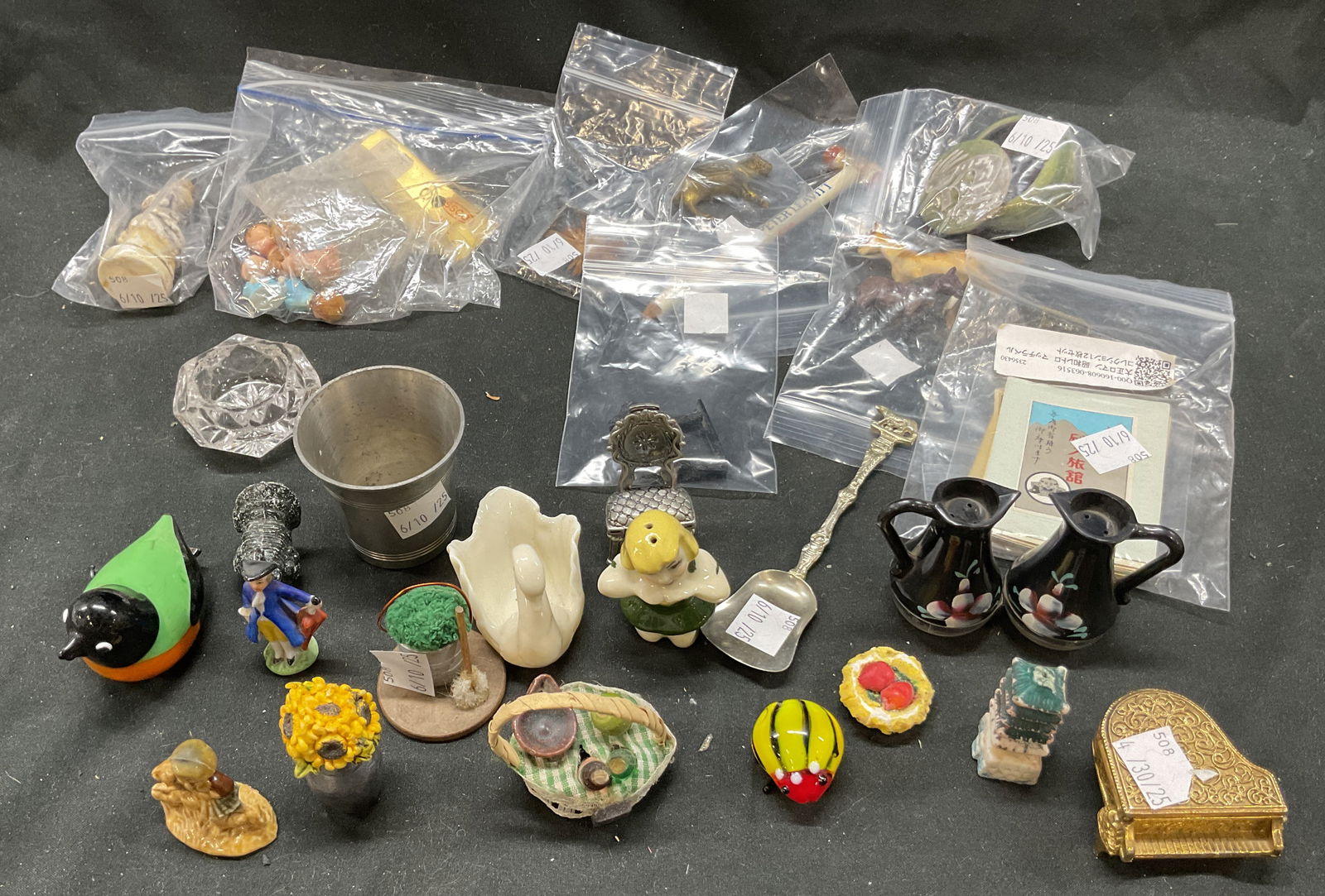 Lot 30 Doll House Miniature Items Decor: Lot 30 doll house miniature items decor. Pitchers, figures, plants, piano, ceramics, sculptures & more. Various materials and color. Some wear consistent with exposure. Doll house, miniature items, do