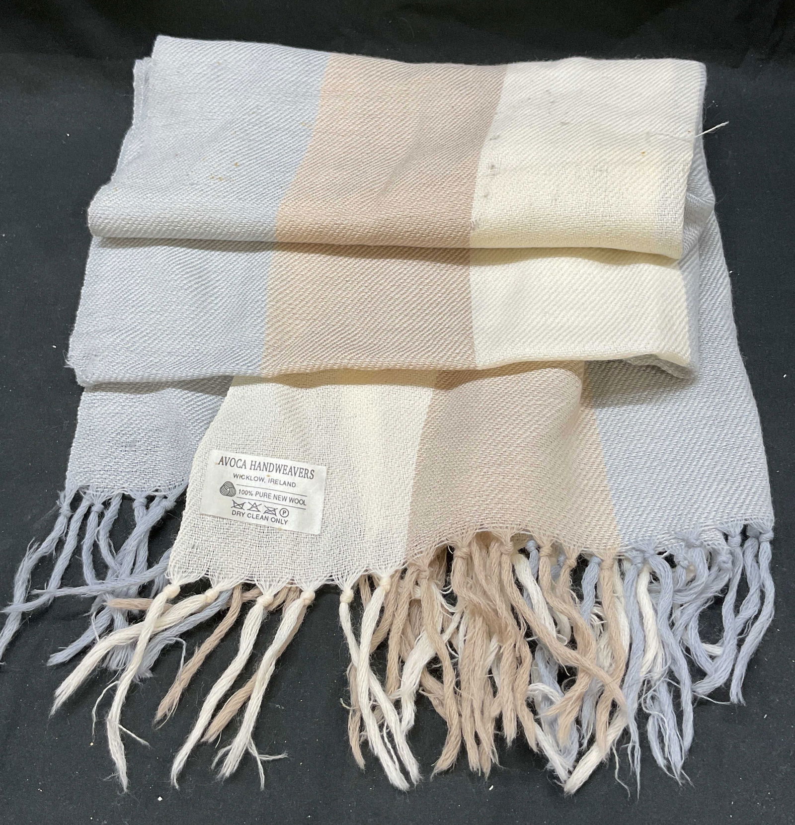 Vtg AVOCA Handweavers Wool Shawl Scarf Ireland (1 of 7)