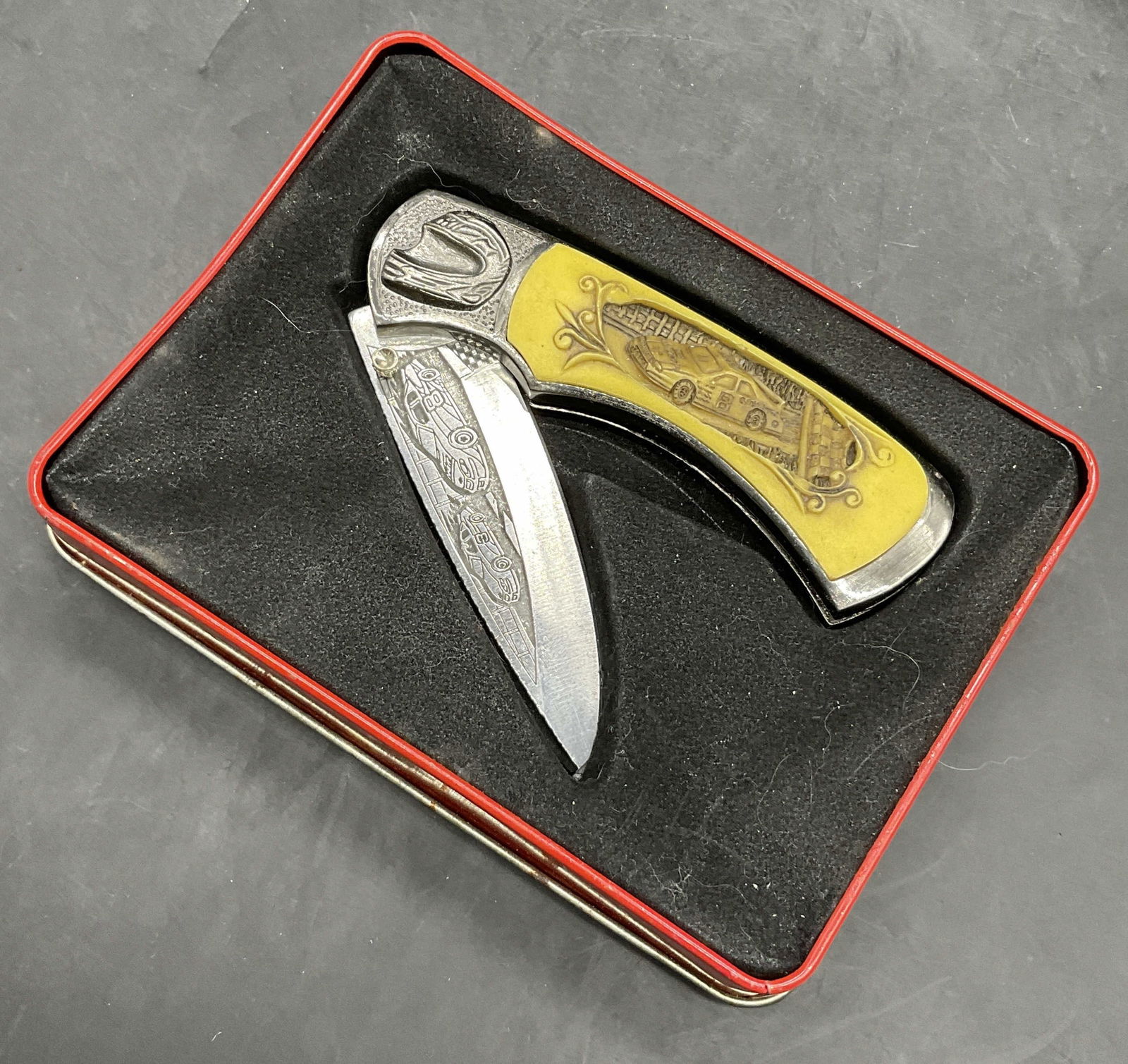 NASCAR Motif Folding Knife W/ Original Box (1 of 10)