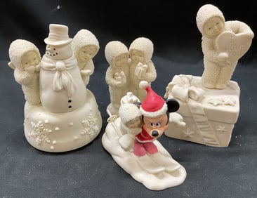 Set 4 Vtg Porcelain Snowbabies Figurines Music Box