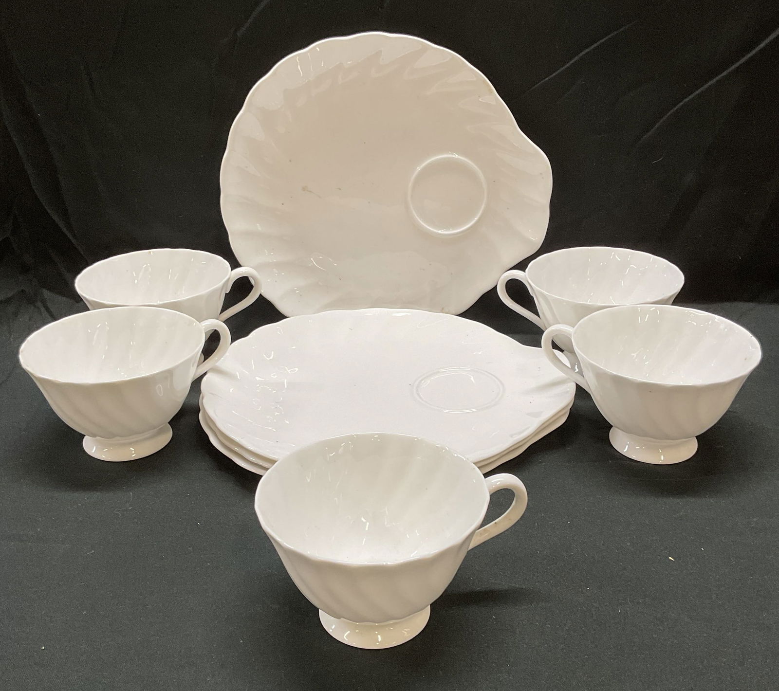 9 Vtg Tuscan Whitecliffe China Cups & Saucers Eng (1 of 7)