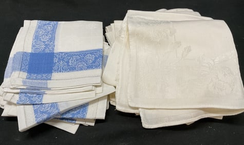 Lot 20 Vtg Table Linens