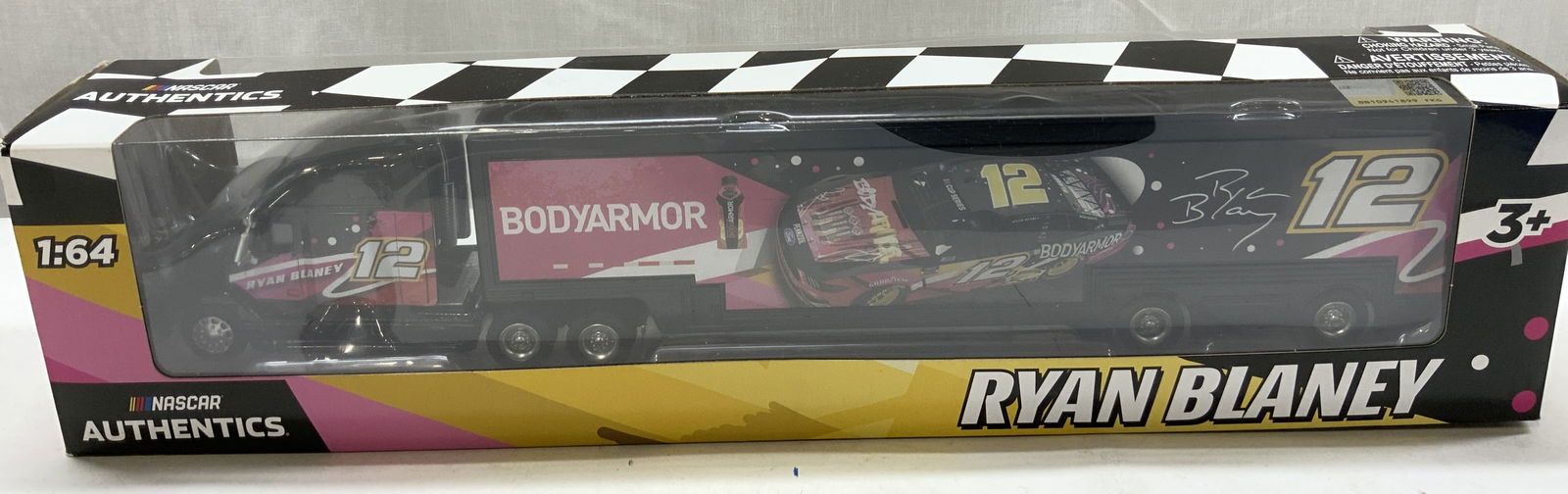 NACSAR Ryan Blaney #12 1:64 Die-Cast Hauler W Box (1 of 6)