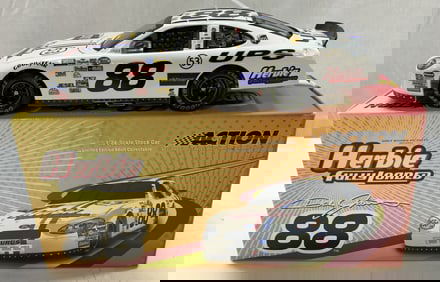 2005 Dale Jarrett #88 HERBIE NASCAR Die-Cast Car