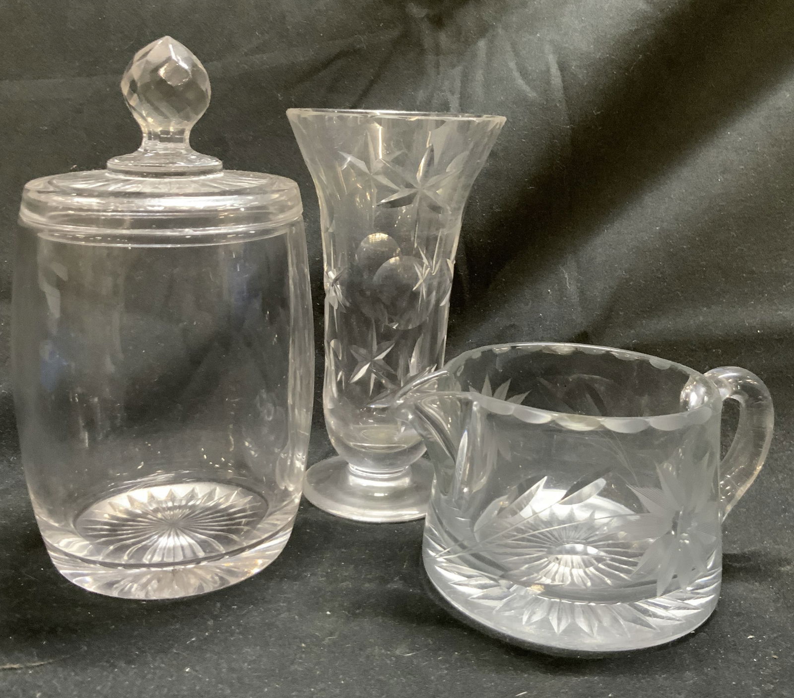 Lot 3 Art Glass Tabletop Accessories (1 of 6)