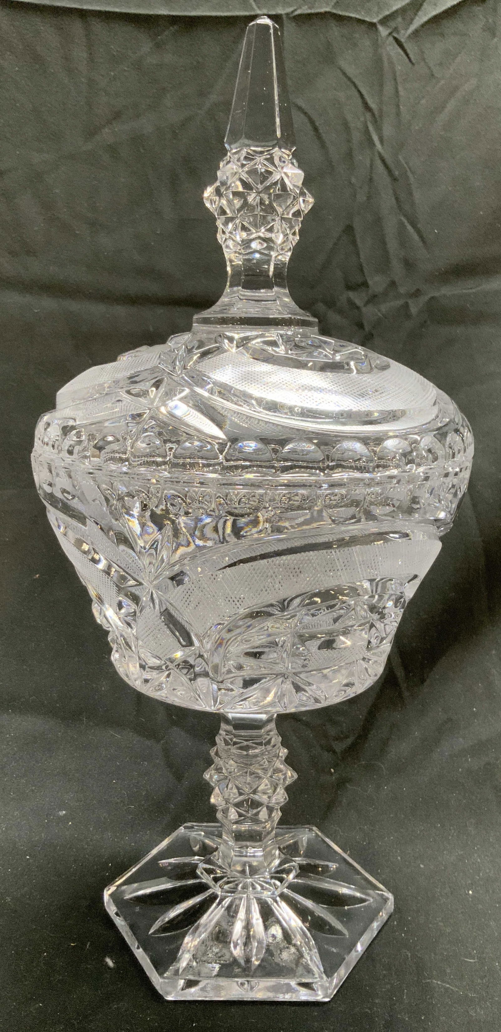 Vntg Cut Crystal Pedestaled Candy Dish W Lid (1 of 7)