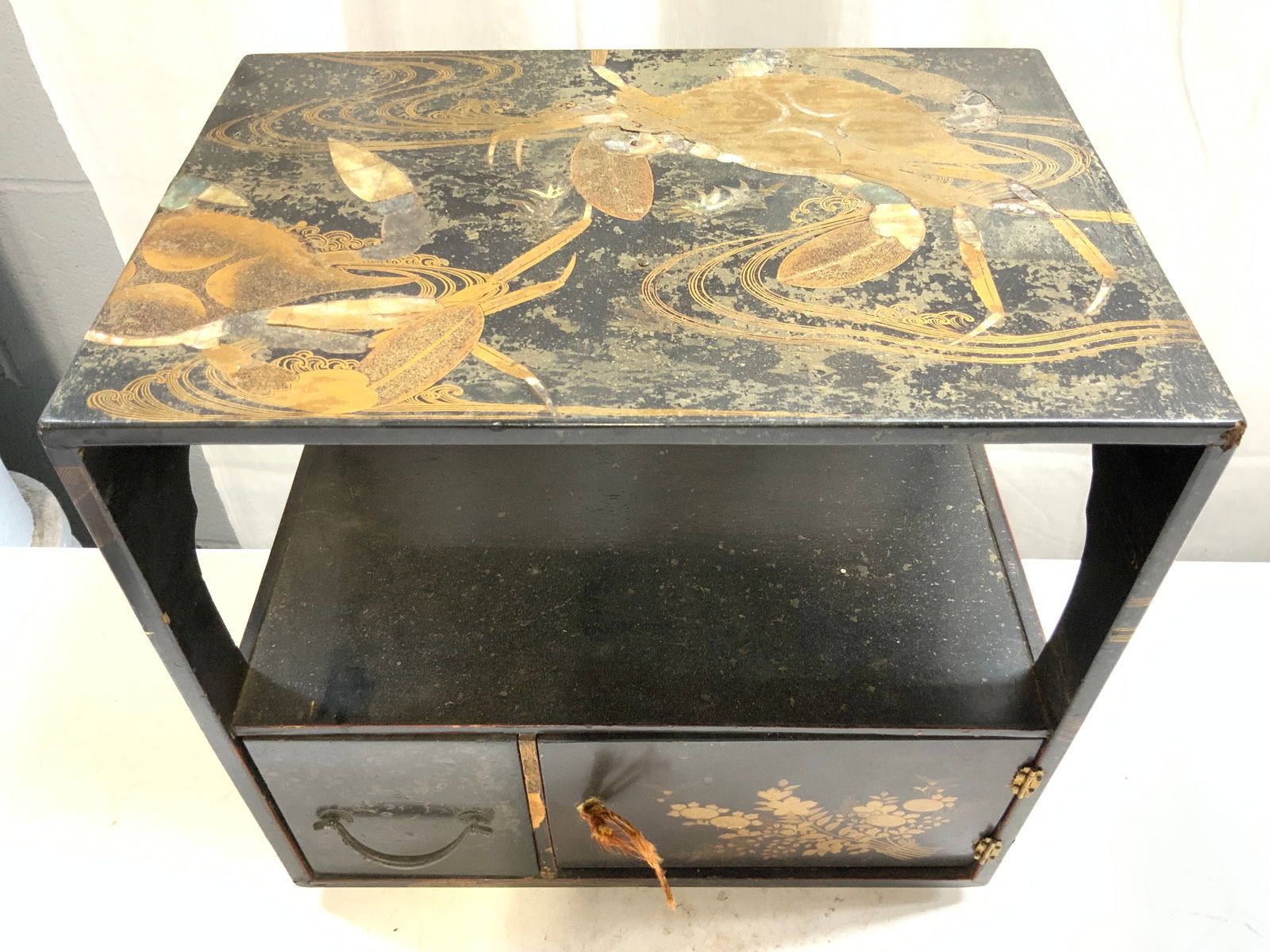 Salesman Smpl Asian Blk Lacquered Tbl W Cabinet (1 of 8)