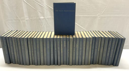 Lot 40+ 1920s The Yale Shakespeare Book Set CROSS+