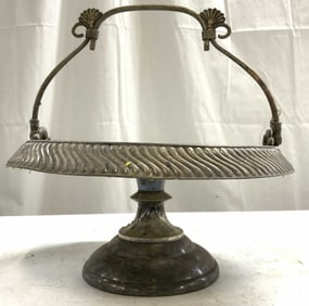 Quad Plated MERIDEN B CO Pedestal Bride Basket