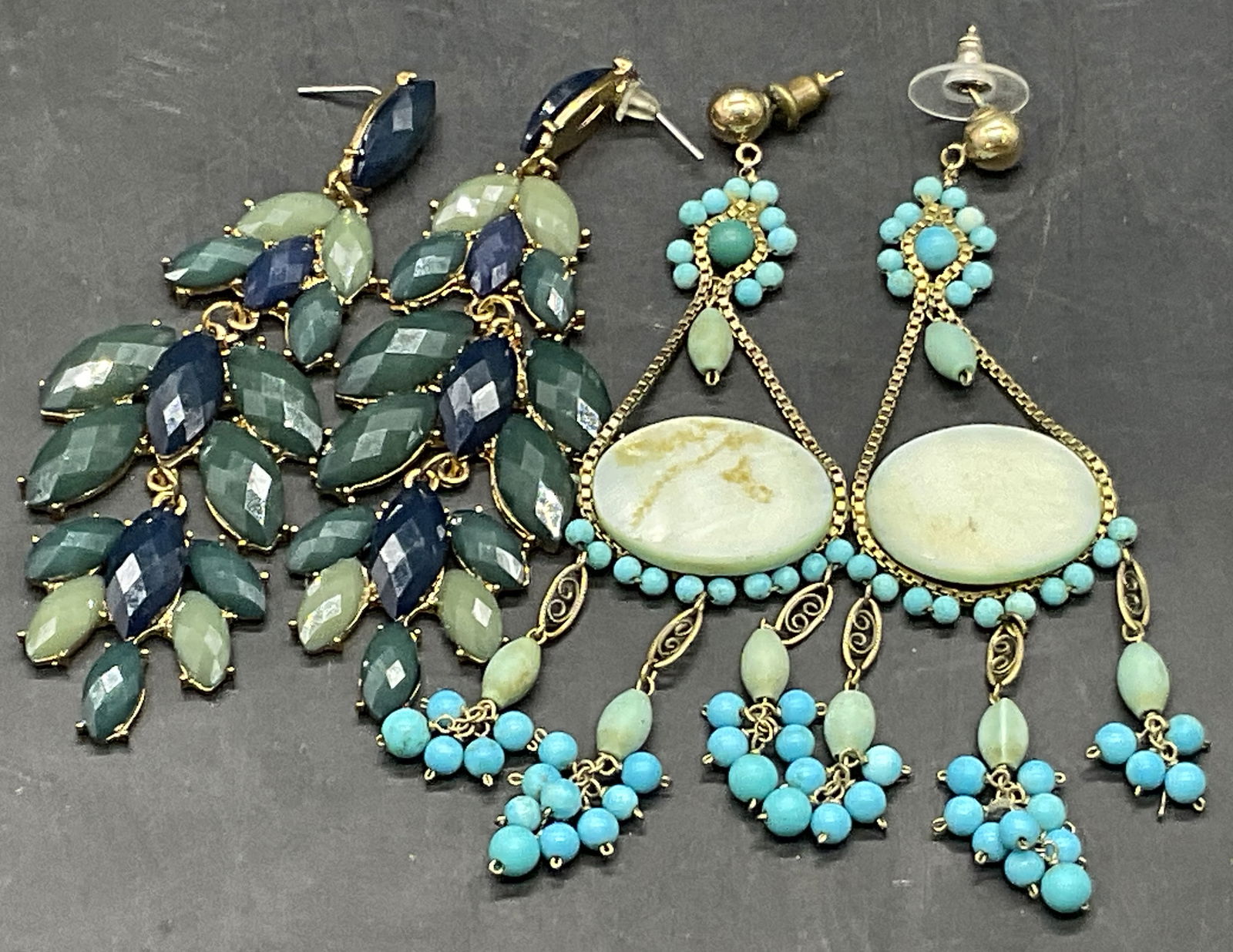 Lot 2 Vintage Blue Crystal & Beaded Drop Earrings (1 of 6)