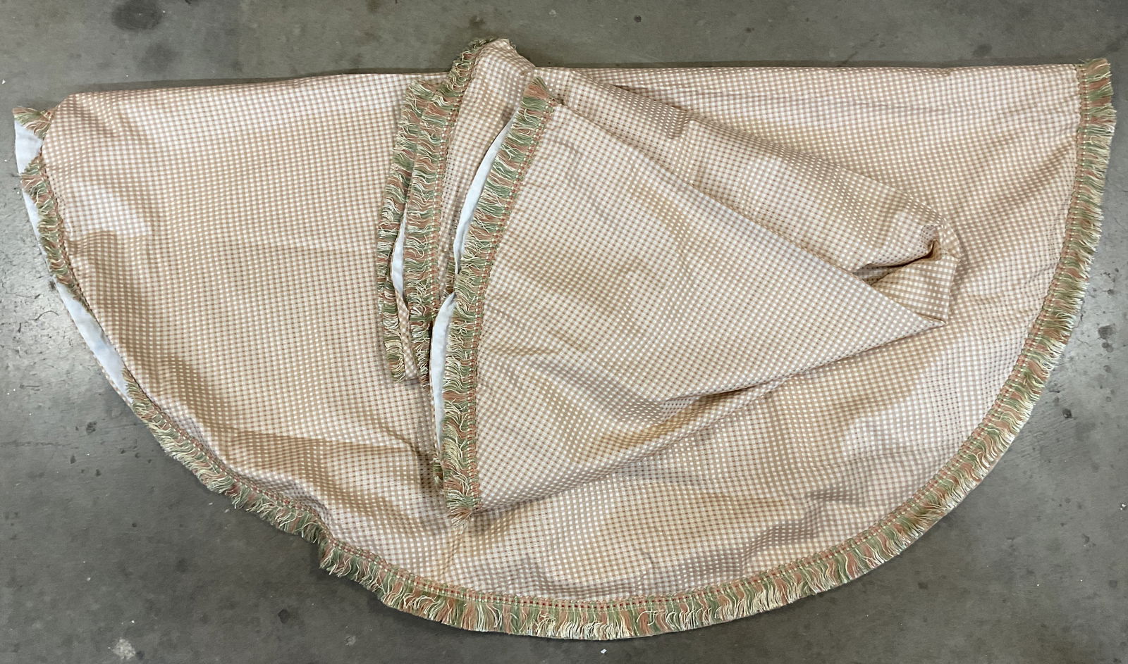 Set 2 Round Orange Green Checkered Table Cloths (1 of 6)