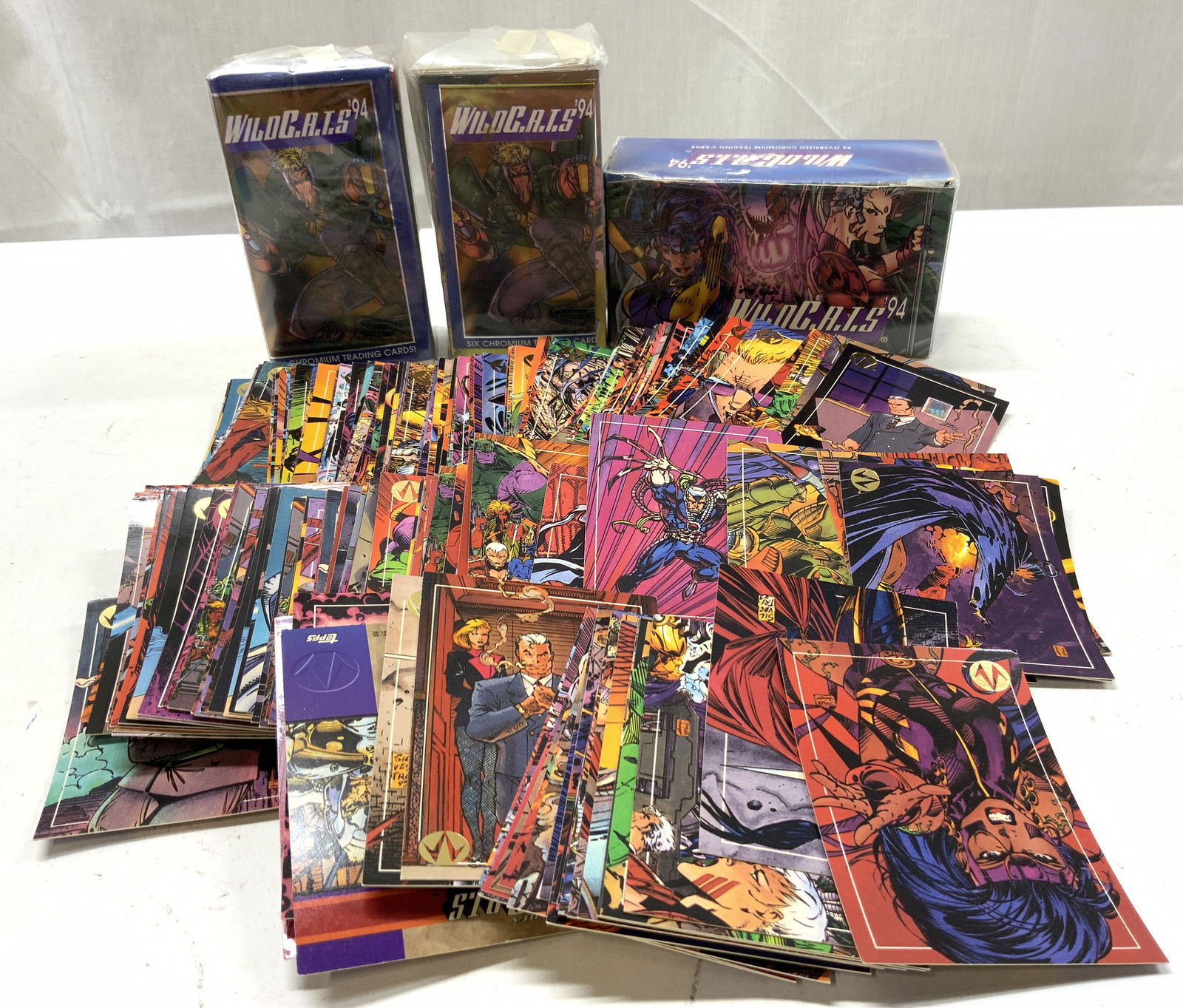 Lot 90+1992 WILD C.A.T.S Collectible Trading Cards (1 of 8)