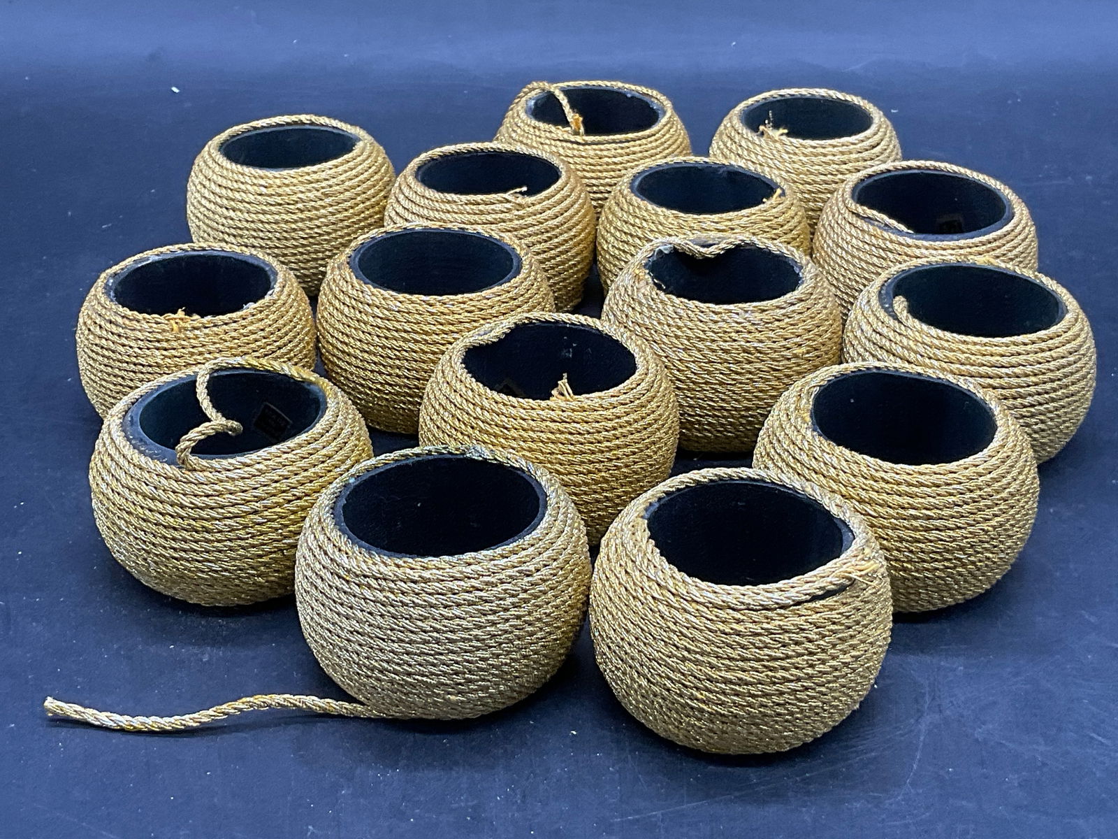 Set 15 Gold Tone Cord Wrapped Napkin Rings (1 of 8)
