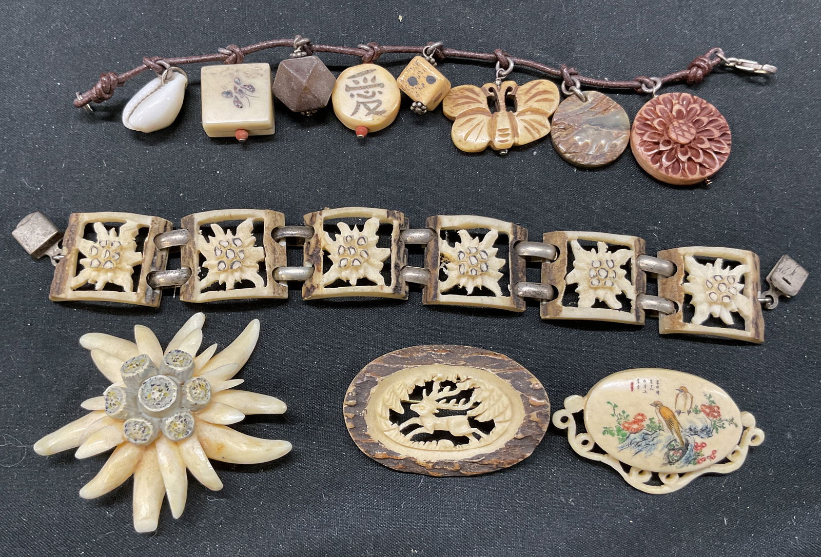 Lot 5 Carved Antler Bracelets Charms Pins Brooch (1 of 6)