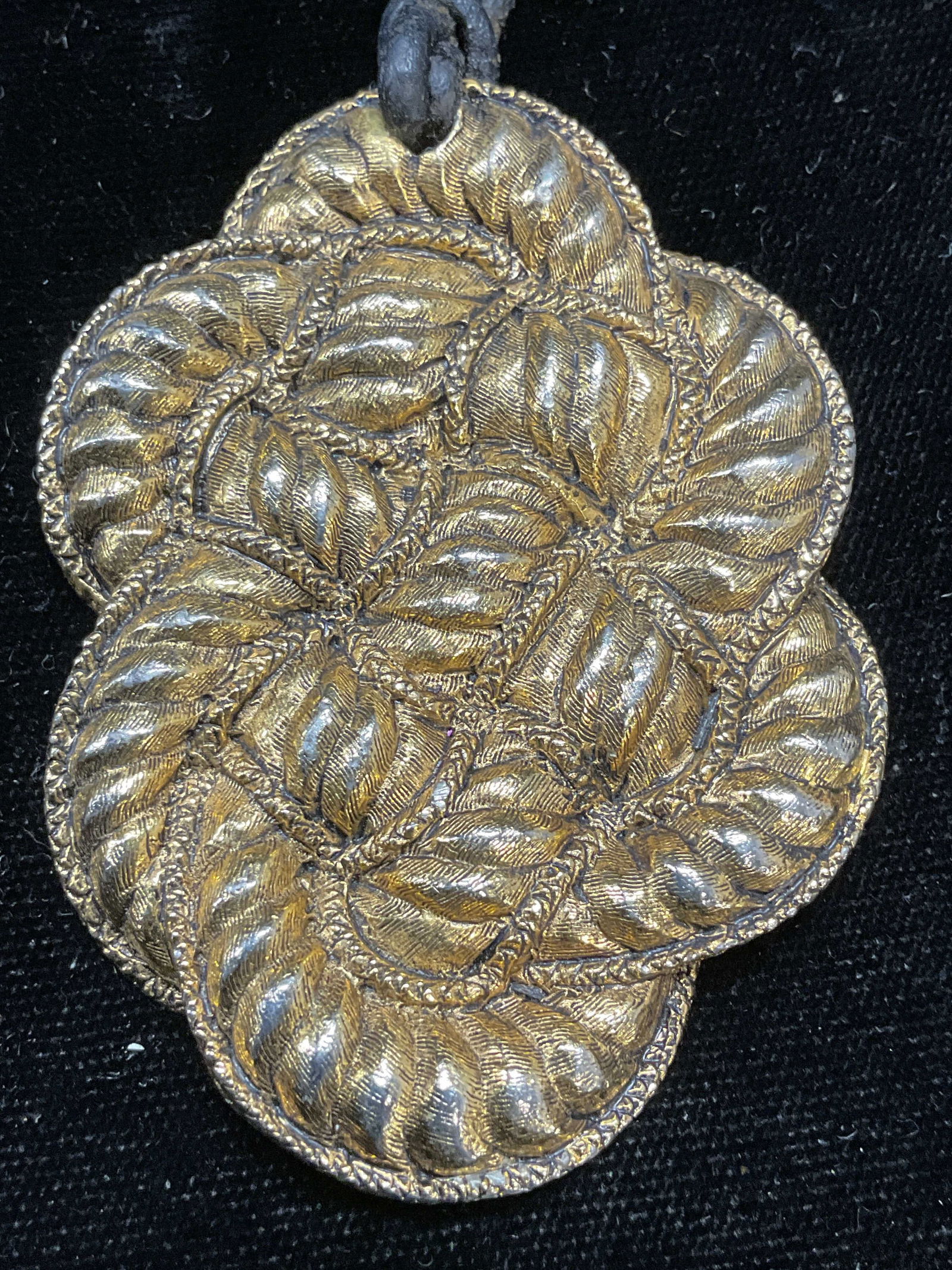 Jay S Gold Tone Knot Pendant Necklace (1 of 6)