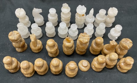 Set 32 Vtg Carved Marble Stone Chess Pieces