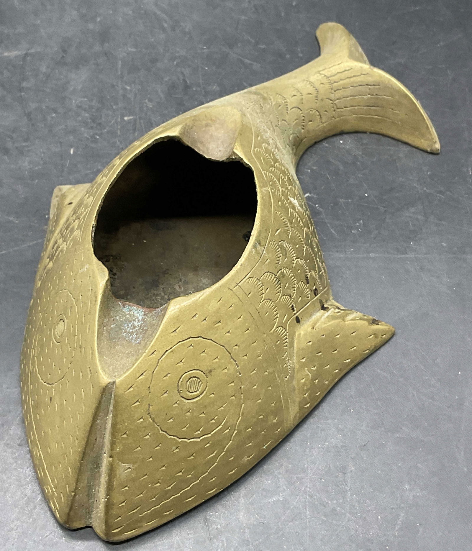 Vintage Etched Brass Fish Trinket Dish / Ashtray (1 of 7)