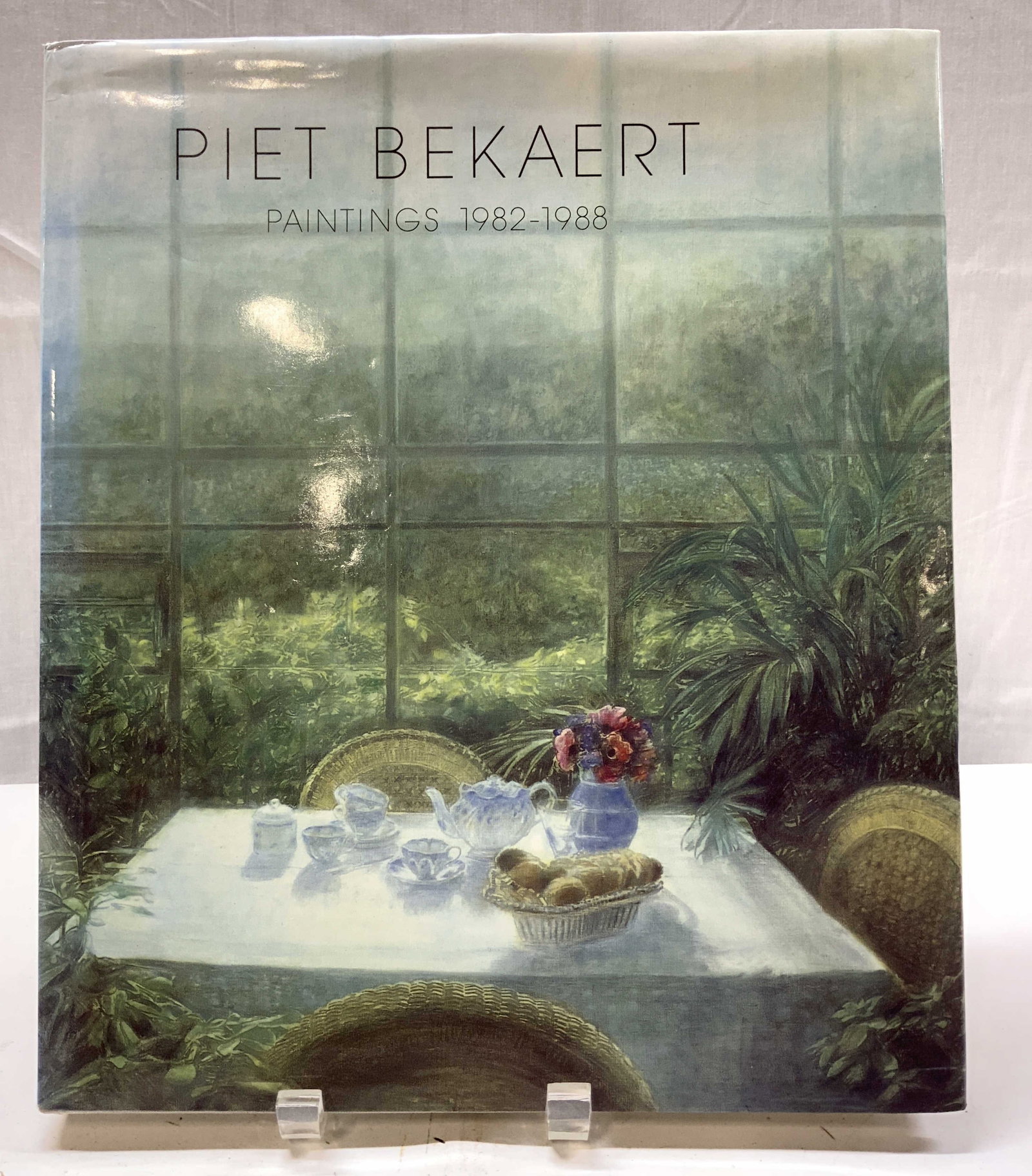 1989 Piet Bekaert Paintings 1982-1988 Book BRUTIN+: 1989 Piet Bekaert Paintings 1982-1988 Book BRUTIN+ Essays by Dennis Wepman & Hugo Brutin. Poems by Piet Bekaert. Book features paintings. Surface wear consistent to age, use & exposure. Measurements: 