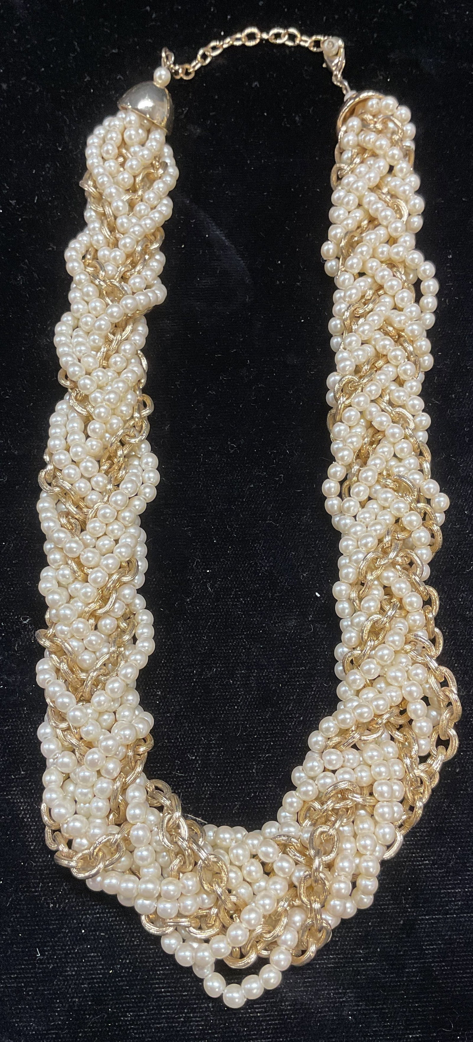 Vintage Gold Tone Faux Pearl Woven Necklace: Vintage gold tone chain and faux pearl woven necklace. Drop length approx 9 inches. Some wear including scratching observed. Jewelry, estate jewelry, costume jewelry, fashion jewelry, cocktail jewelry