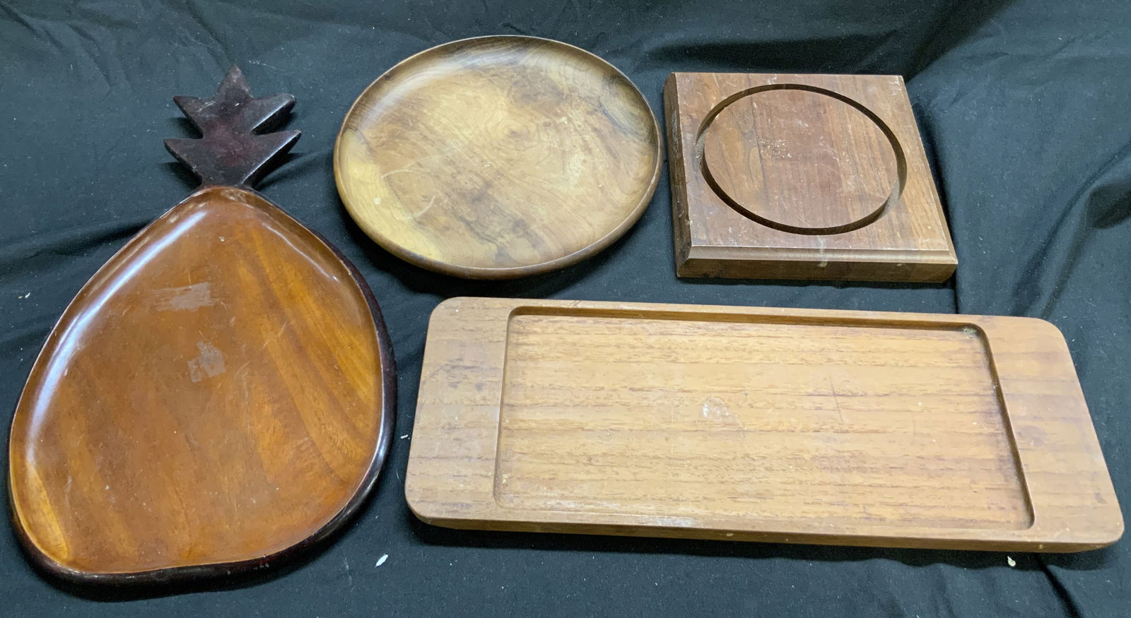 Lot 4 LUNNING Wooden Cheeseboard & More (1 of 6)