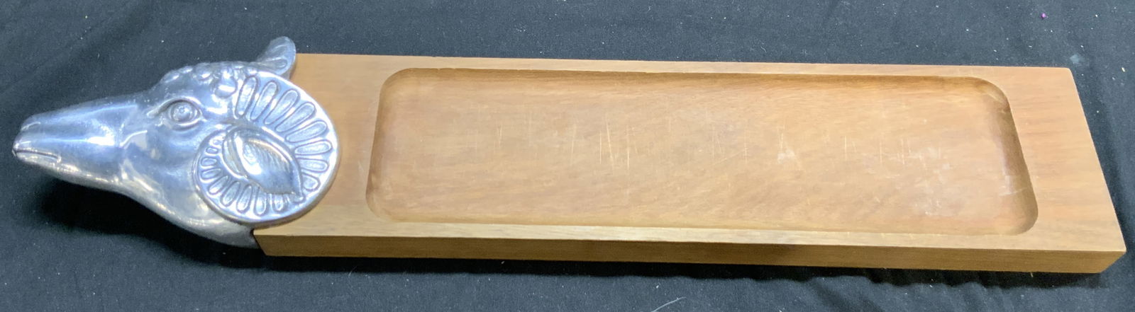Rams Head Pewter & Wood Charcuterie Board (1 of 8)