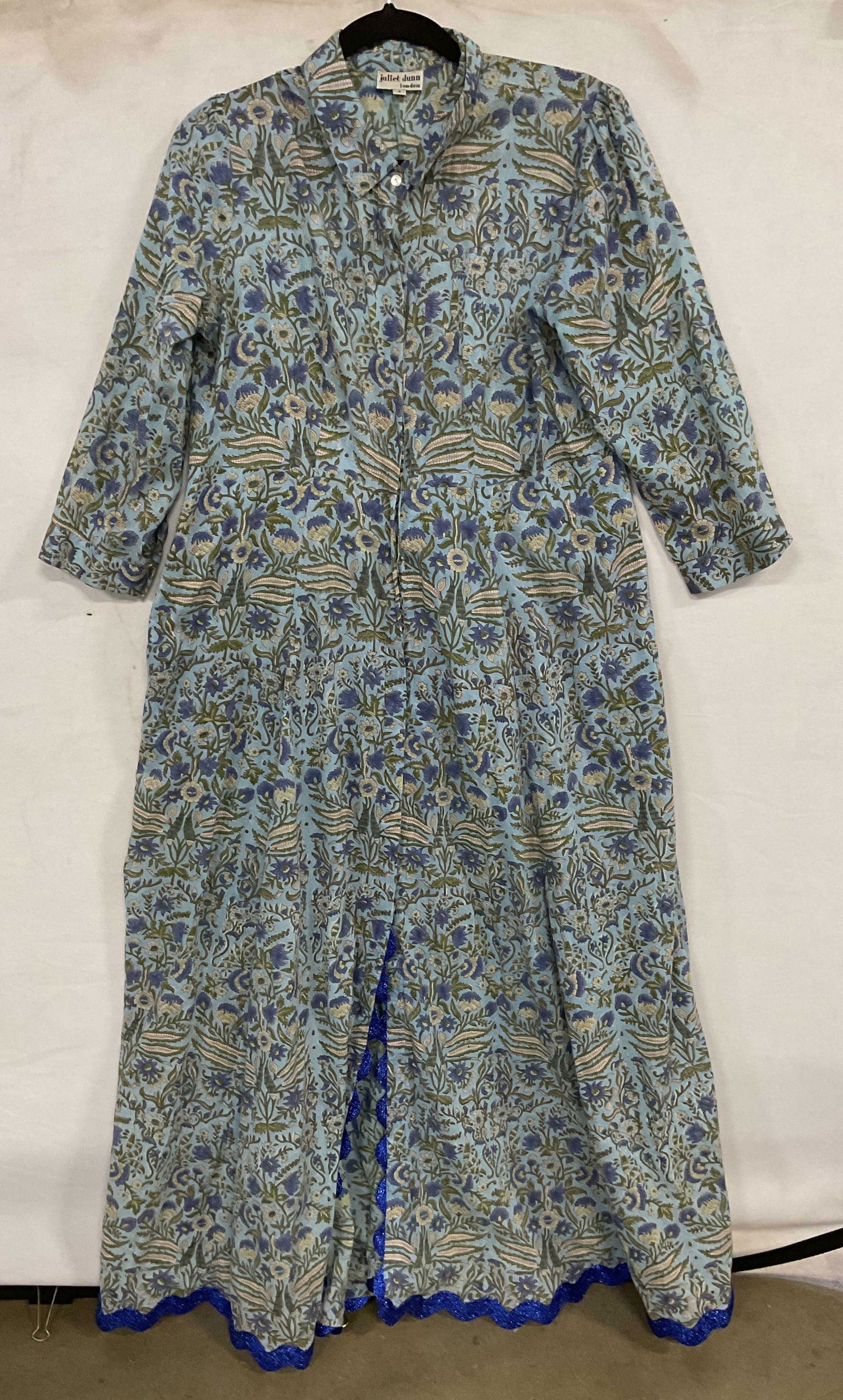 Juliet Dunn London Blue Floral Maxi Dress (1 of 6)