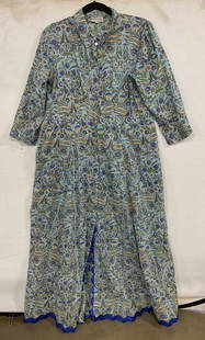 Juliet Dunn London Blue Floral Maxi Dress: Juliet Dunn London long sleeve button front blue floral print maxi dress . Size marked 3. Some blemishes. Juliet Dunn dress, designer dress, designer fashion, blue dress, floral dress, maxi dress, lon