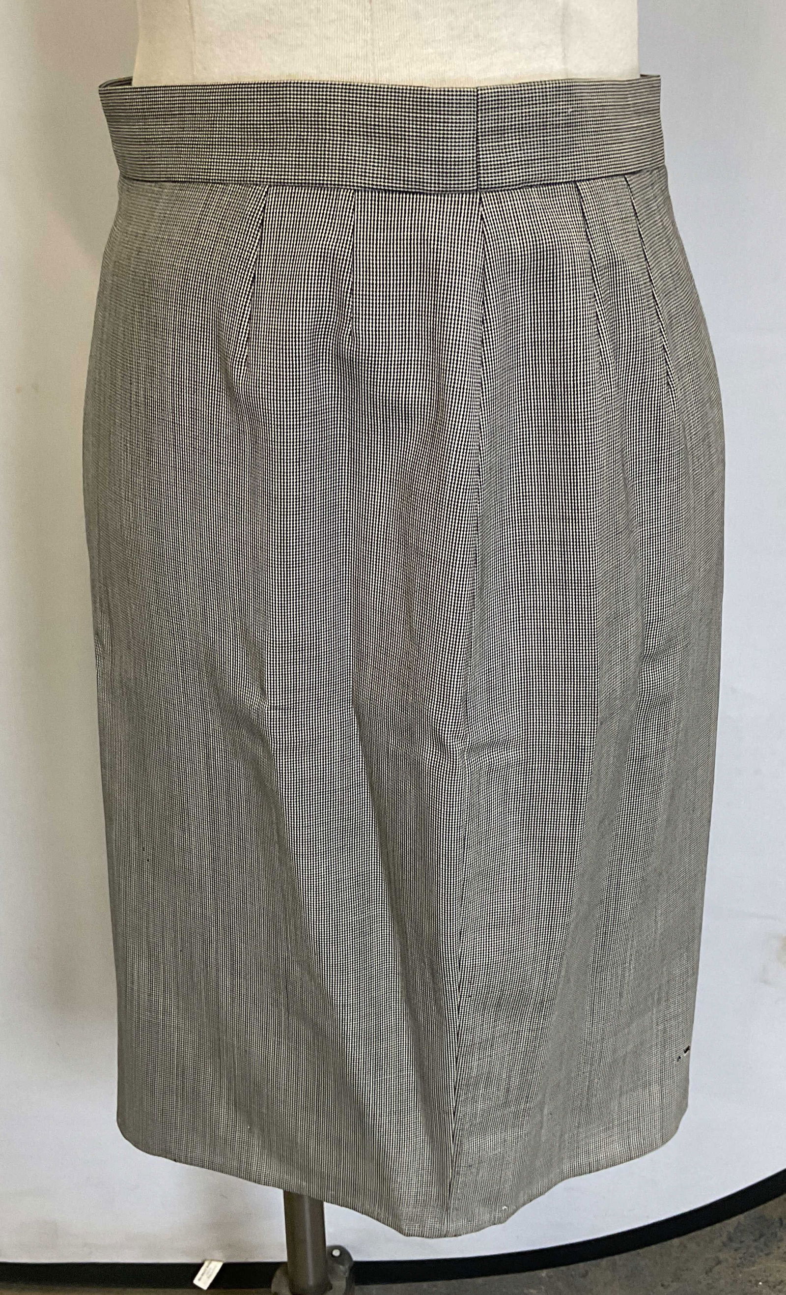 Escada Black & White Wool Midi Pencil Skirt German: Escada Margaretha Ley black and white wool mid length pencil skirt. Size 40. Made in Germany. Some blemishes and small holes. Escada skirt, designer skirt, designer fashion, pencil skirt, black skirt,