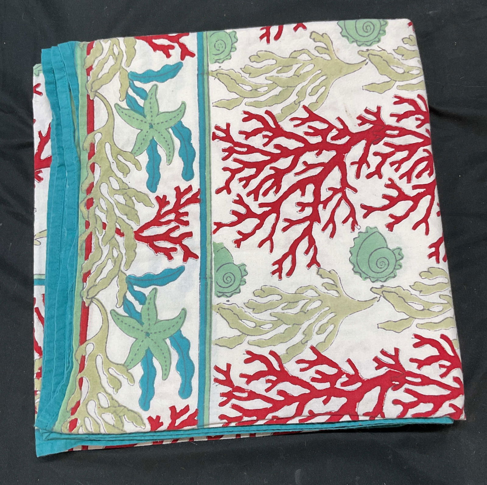 Natural Habitat Coral Sea Print Tablecloth (1 of 6)