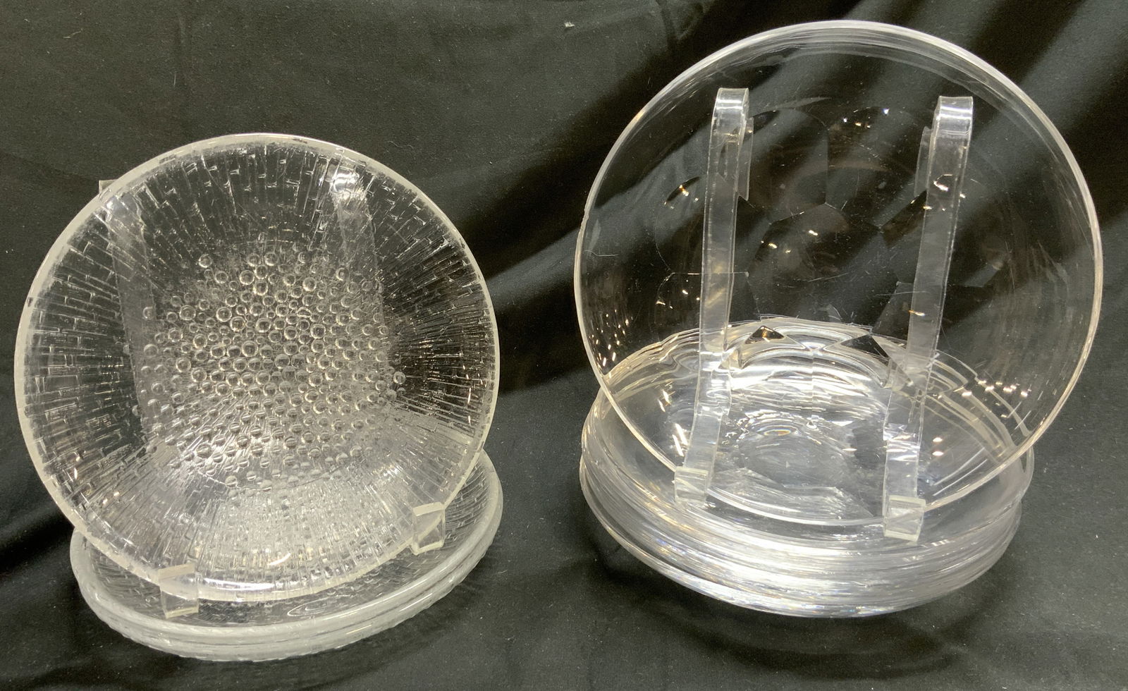 Lot 10+ Etched Floral Petal & Beaded Glass Plates: Lot 10+ Etched Floral Petal & Beaded Glass Plates 7 clear glass plates with an etched floral petal design & 3 clear glass plates with a round beaded design. Surface wear consistent to age, use & expos