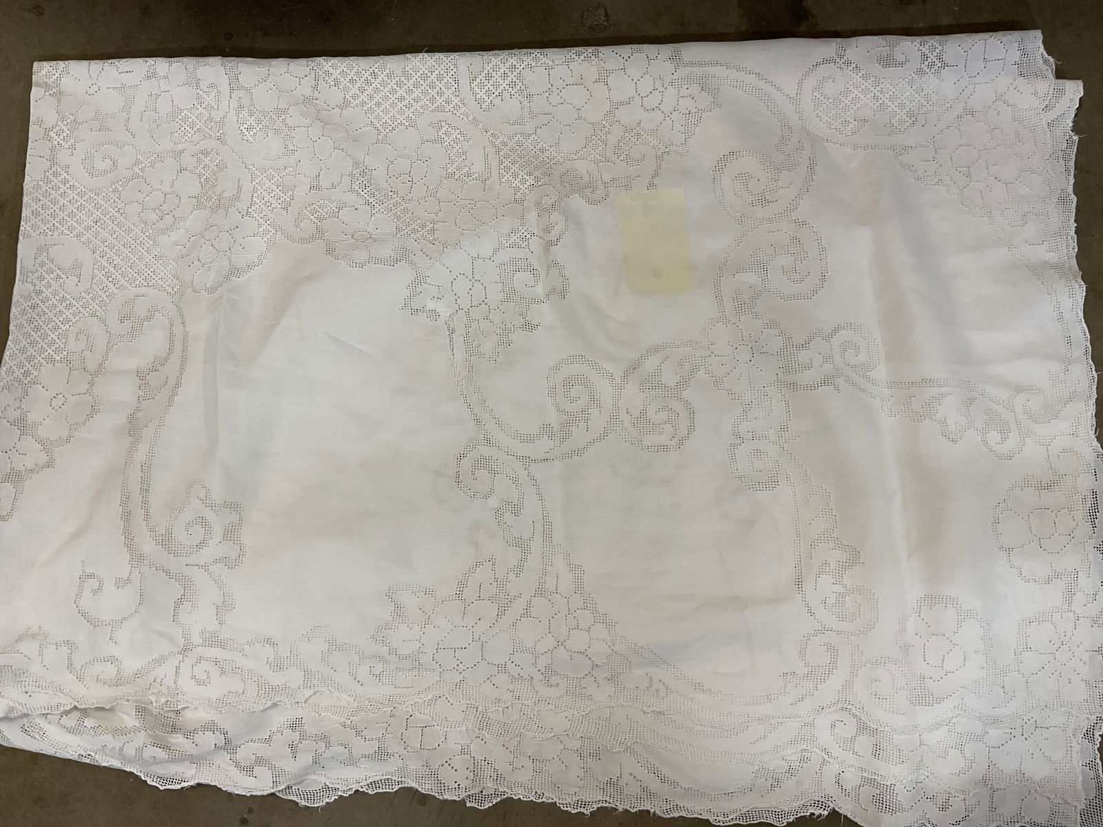 Vtg Table Linen White Lace Nylon Table Cover (1 of 6)