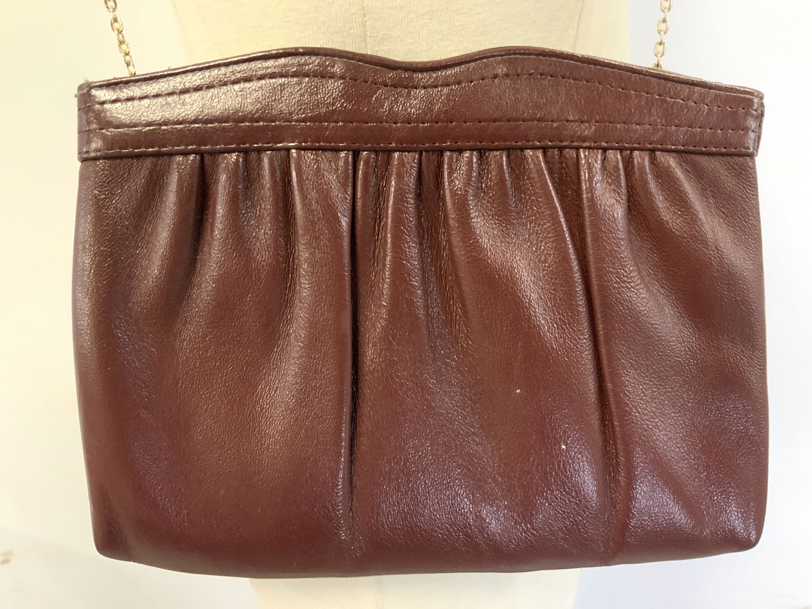 Burgundy Clutch Handbag W Chain Link Strap (1 of 6)