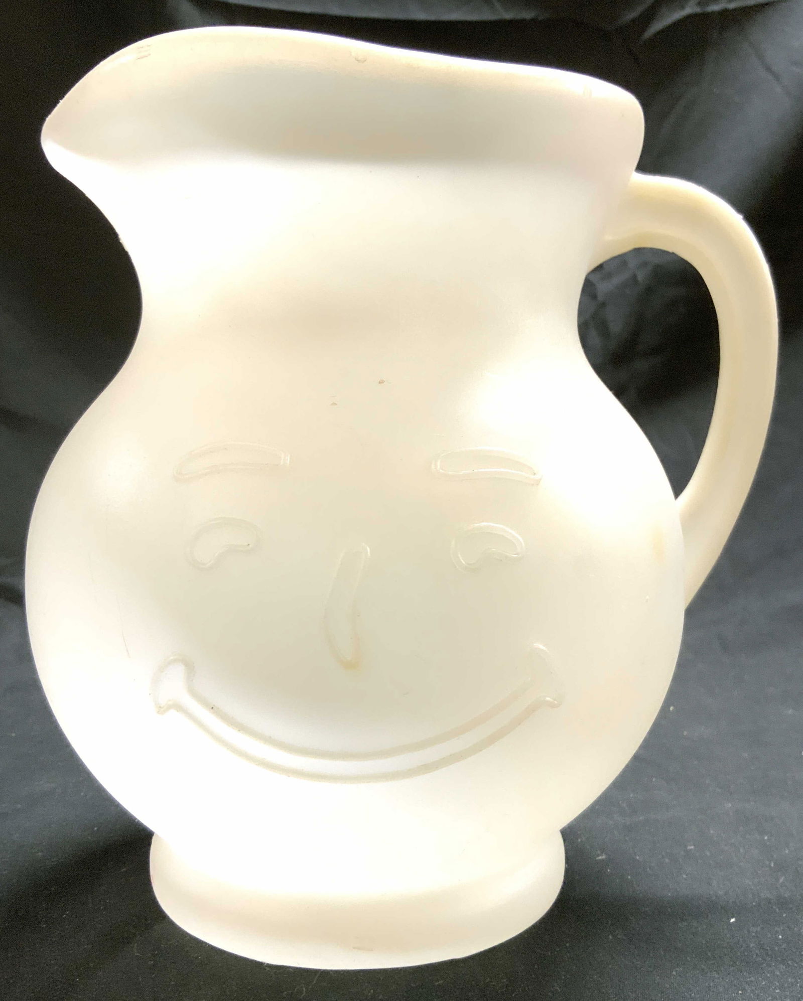 Vintage Blow Mold Kool Aid Man Pitcher Vessel (1 of 8)