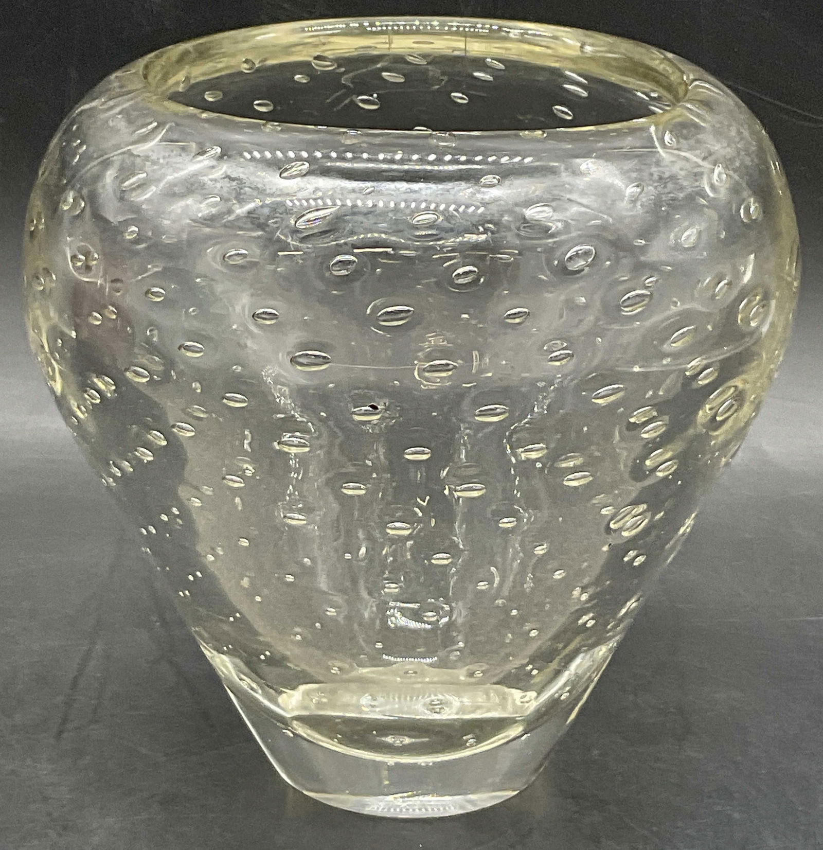 Vintage Controlled Bubble Art Glass Vase (1 of 7)