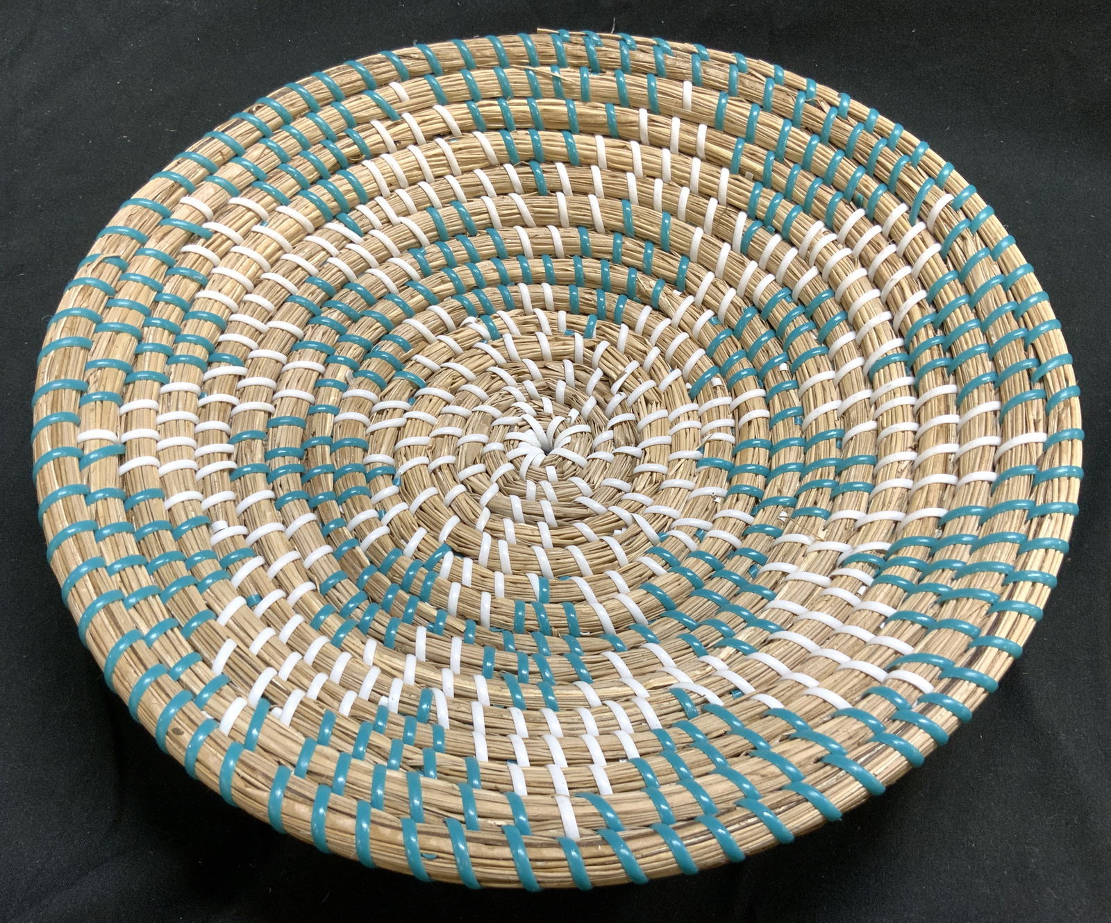 Woven Ornamental Wall Hanging Basket Bowl (1 of 6)