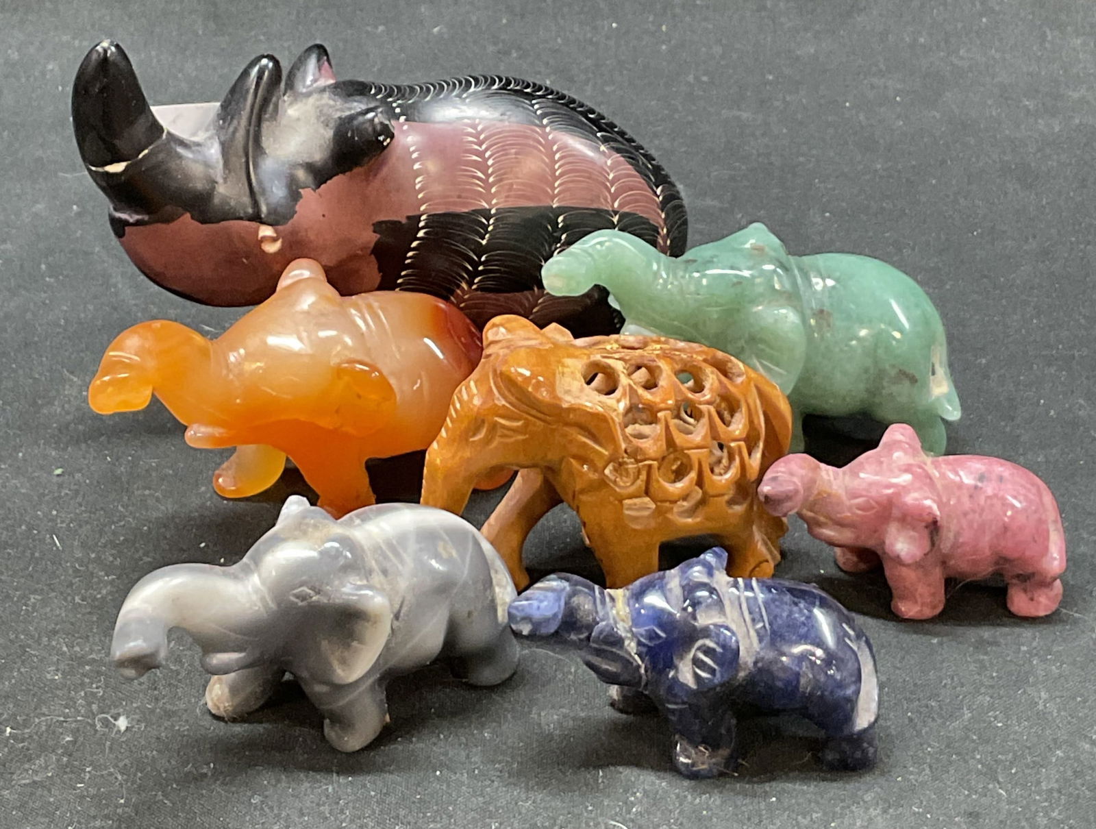 Lot 7 Jade Wood Elephant Rhinoceros Mini Figurines (1 of 9)