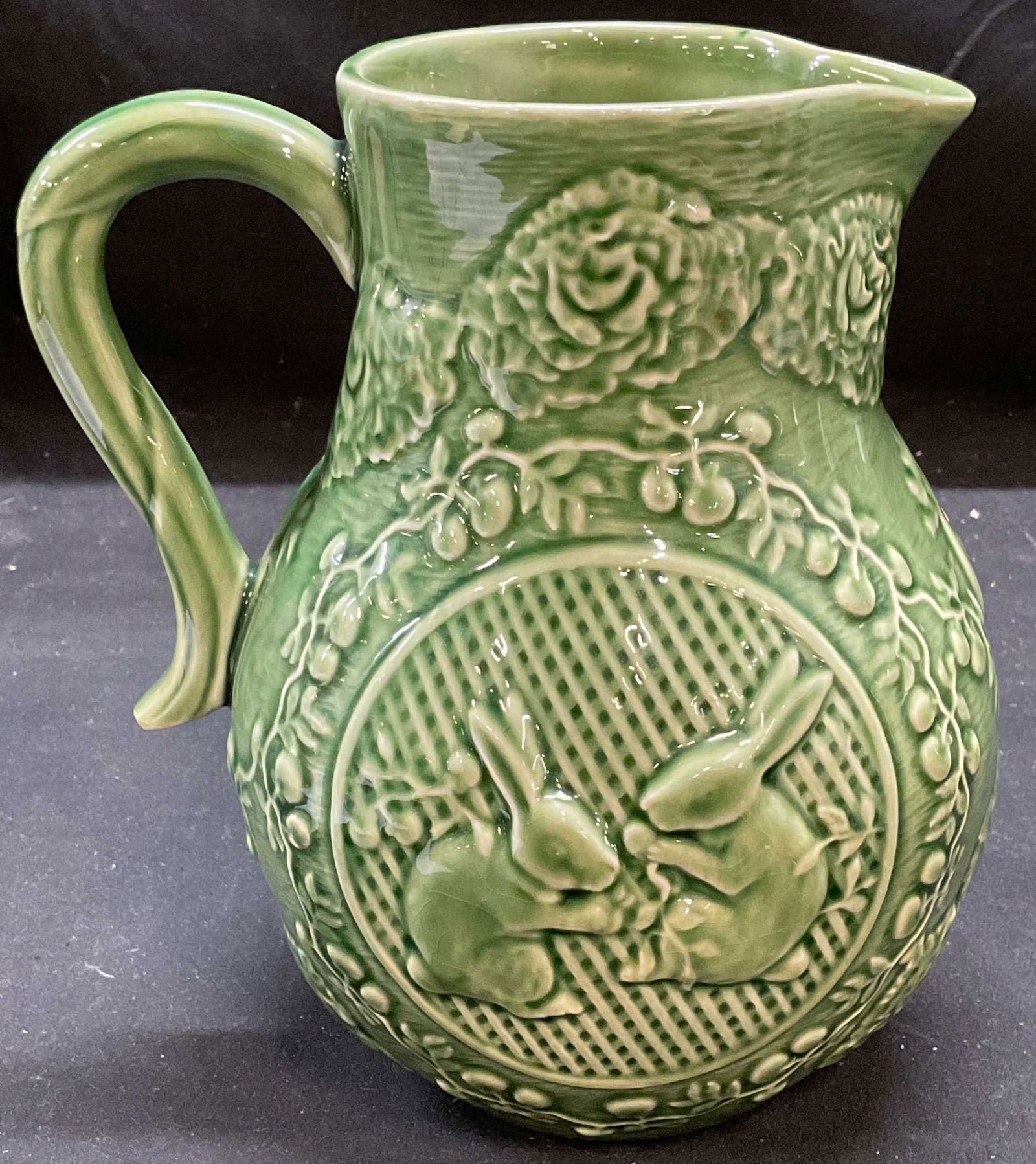 Vtg BORDALLO PINHEIRO Crmc Rabbit Pitcher Portugal (1 of 6)