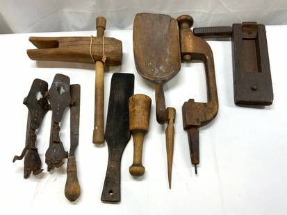 Group Lot 10+ Antique Wooden Tools PECK&SYNDERS+: Group Lot 10+ Antique Wooden Tools PECK&SYNDERS+ Lot includes, hand-turned wood drill bit brace, wooden shovel, wooden battle rattle, chisel with wooden handle, wooden rattle, wooden paddle, wooden pe