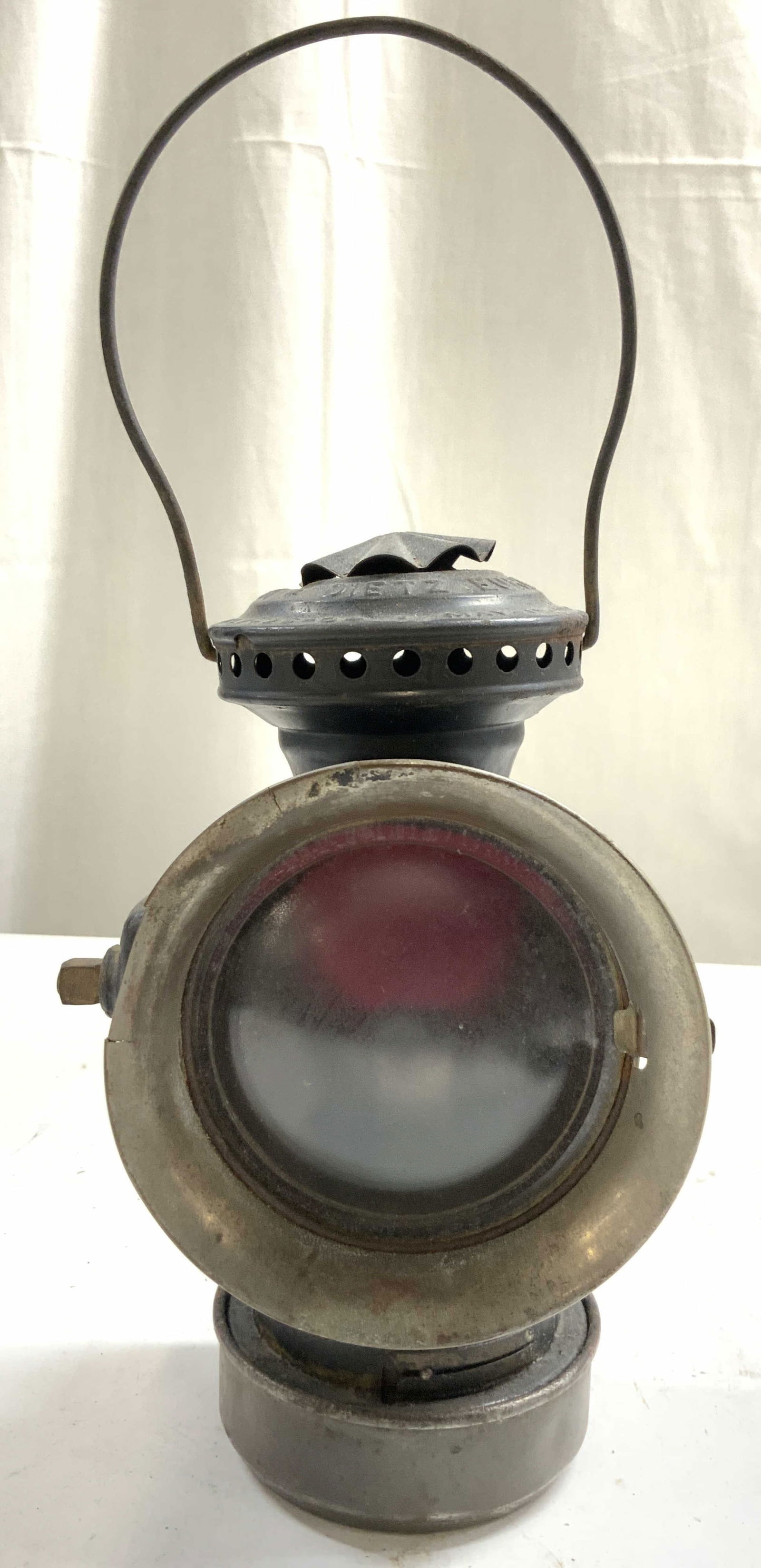 DIETZ Eureka Antq Kerosene Carriage Lantern (1 of 8)