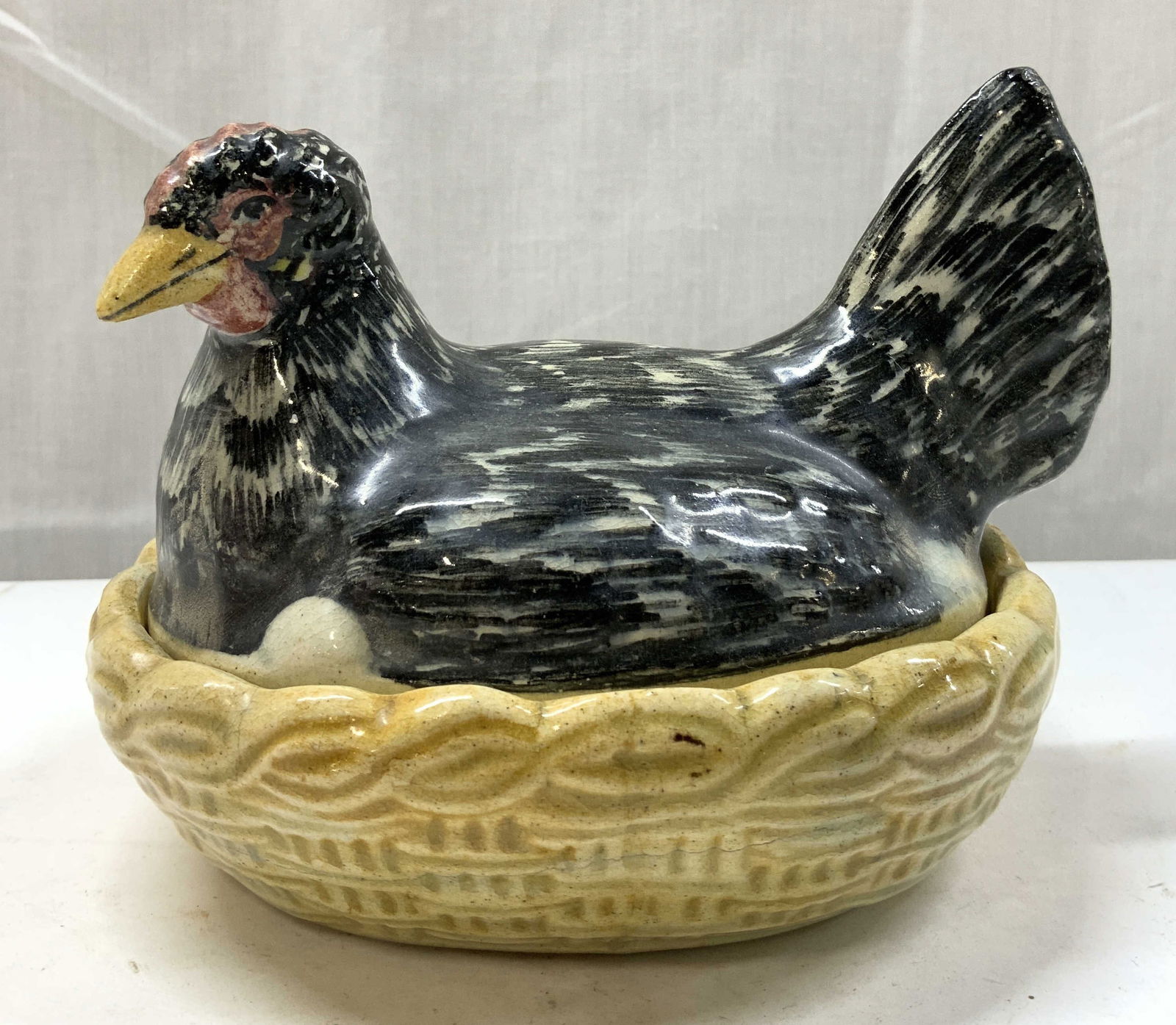 CERAMICA Celta Black Hen on Nest Egg Box Tureen (1 of 6)