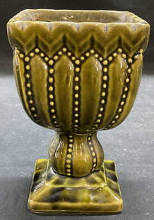 Vintage Footed Green Pottery Planter: Vintage footed pottery planter in green with decorative pattern. Measures approx 4 x 4 x 6 inches. Some wear including scratching. Planter, pottery planter, footed planter, vintage planter, green plan