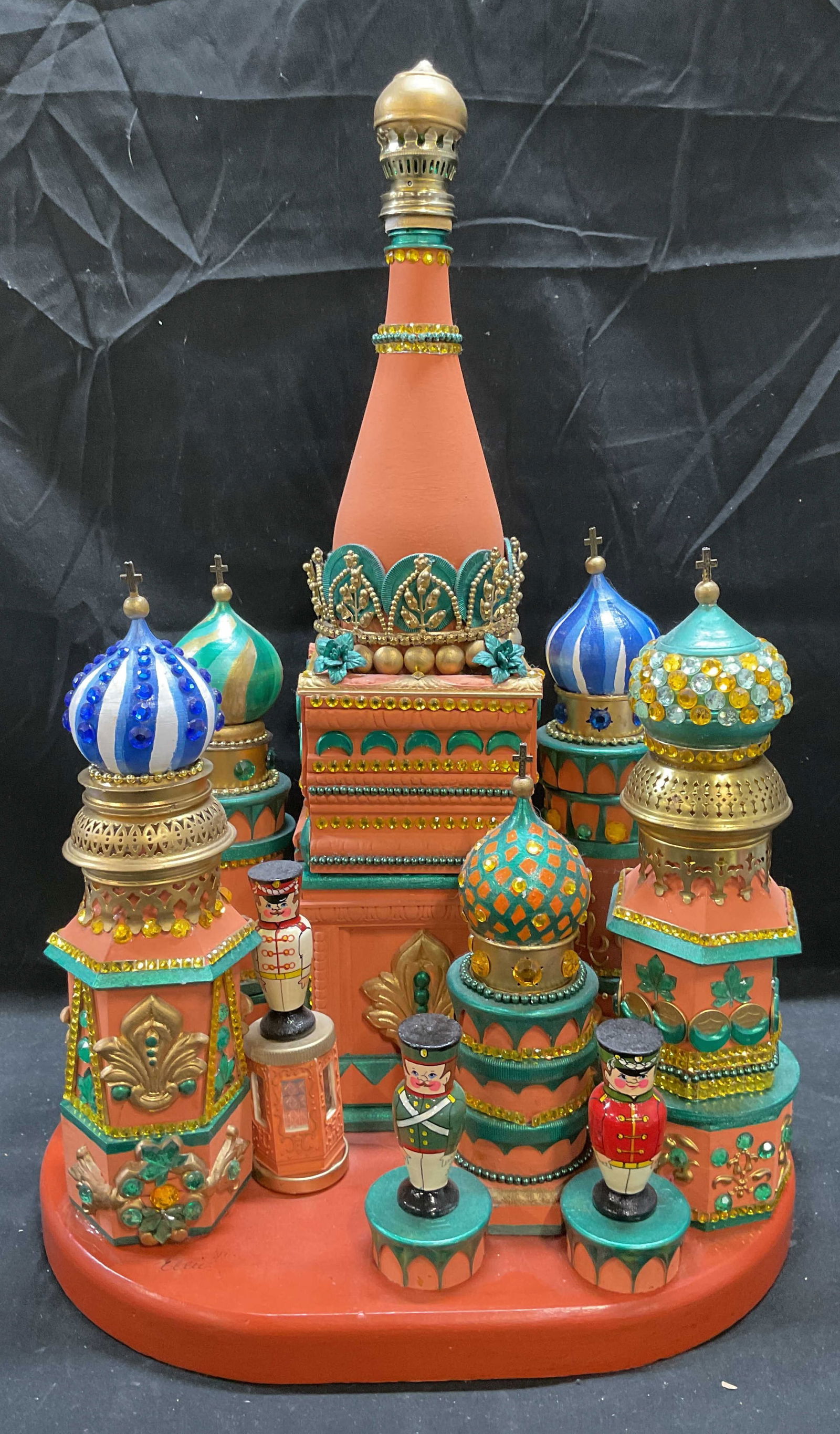 Signed Ellie Haggerty St Basils Folk Art Sculpture (1 of 10)