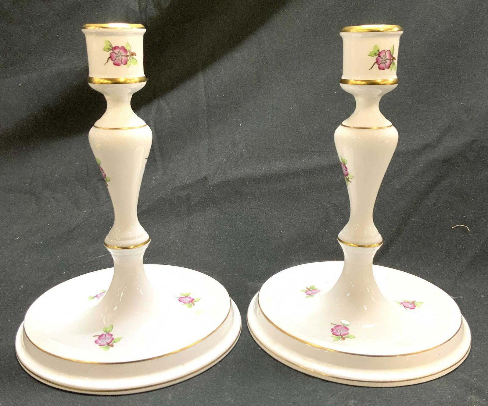 HEREND Pr Floral Detailed Porc Candlesticks (1 of 8)