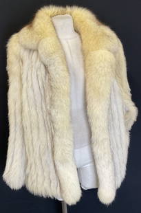 Vtg RJM Blue Fox Fur Coat Korea: Vintage RJM blue fox fur coat. Two outer pockets, one inner pocket. Fully lined. Type of fur: brightened added blue fox. Fur origin : Finland. Made in Korea. Size 12. Some surface wear consistent with
