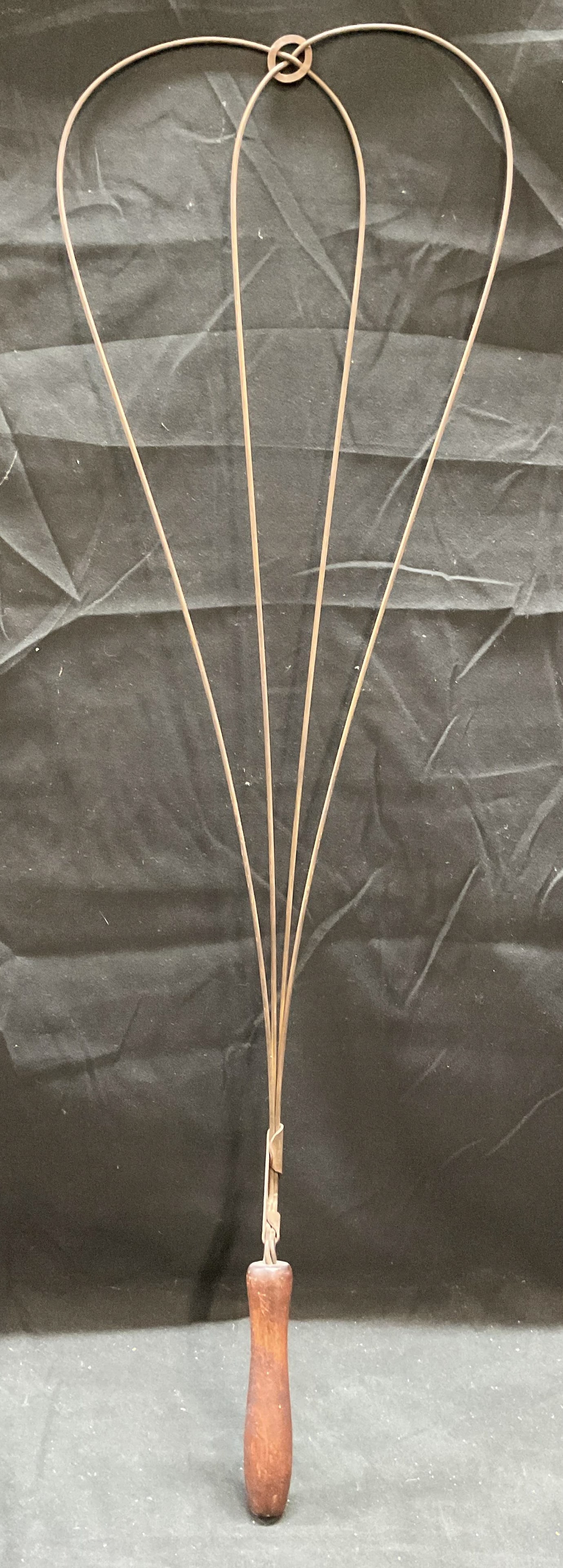 Antique ANDROCK Wood & Metal Rug Beater 30 in: Antique spring steel metal wire rug beater with wood handle. Curved design. Marked ANDROCK. Measures approx 30 inches. Wear including scratching and patina. Antiques, collectibles, antique rug beater,