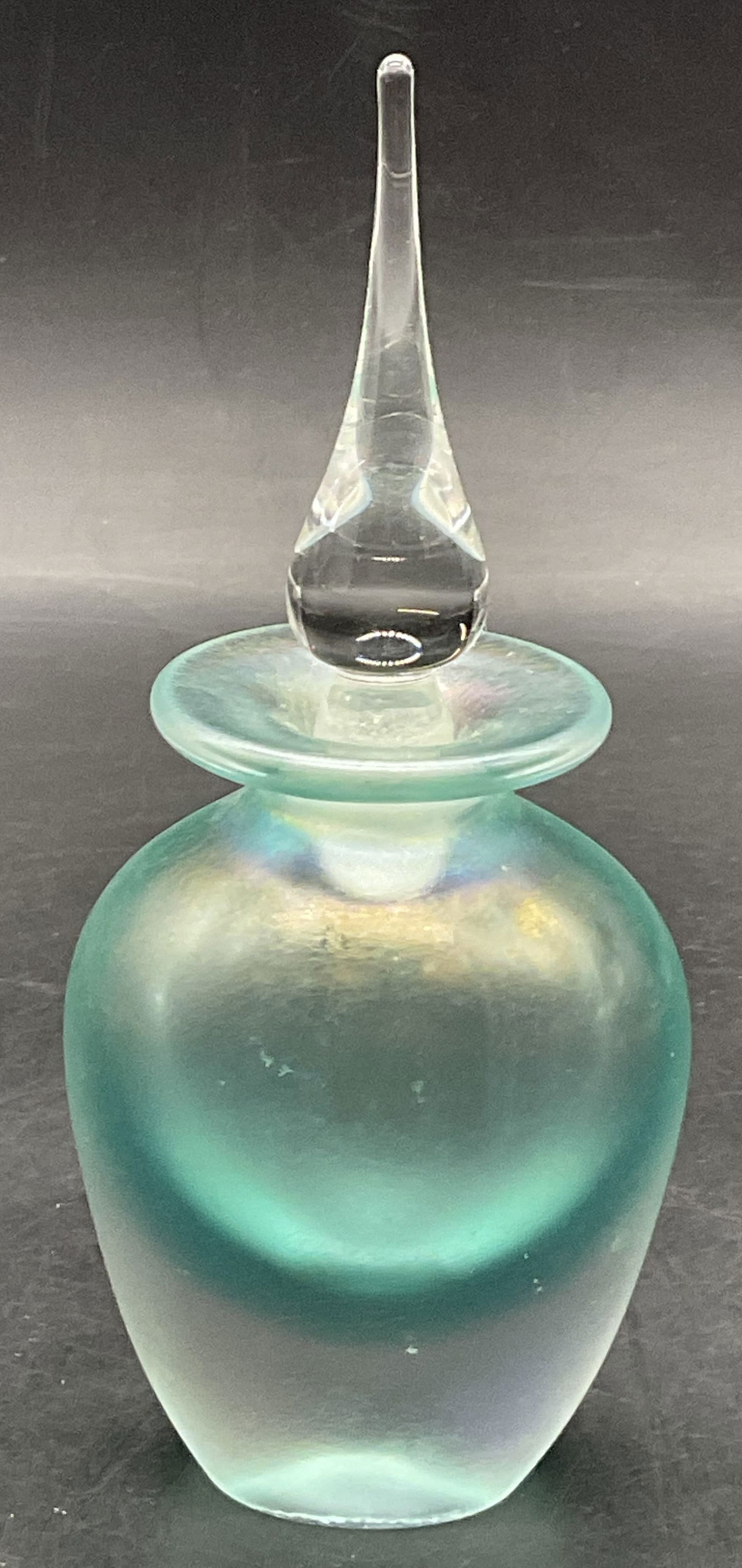 VANDERMARK Iridescent Art Glass Perfume Bottle (1 of 8)
