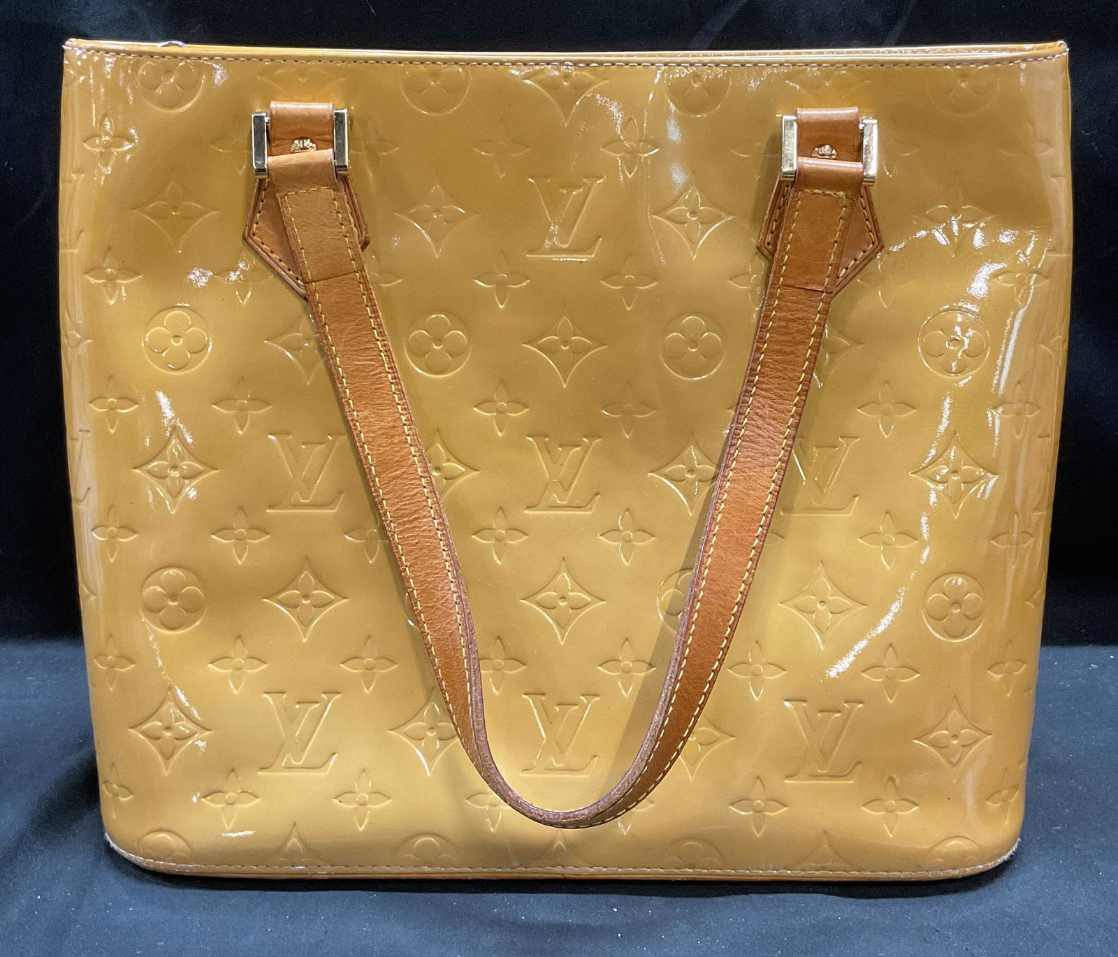 Louis Vuitton Patent Leather Houston Handbag (1 of 12)